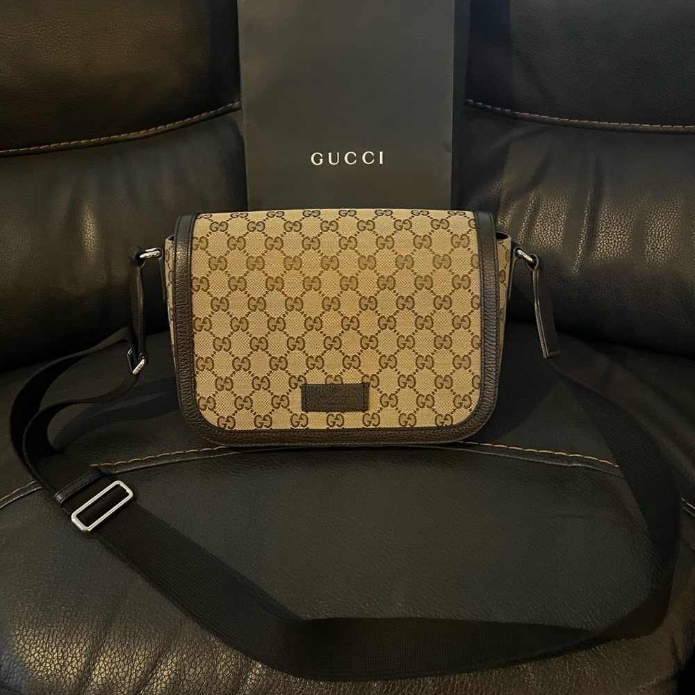 Gucci Messenger Bag